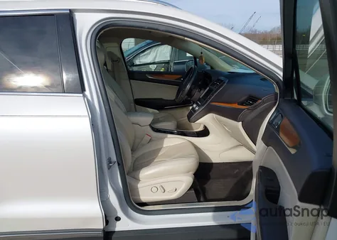 2016 Lincoln Mkc Reserve z USA, uszkodzony, nr VIN 5LMTJ3DH7GUJ15735